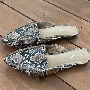 Womens Shoes